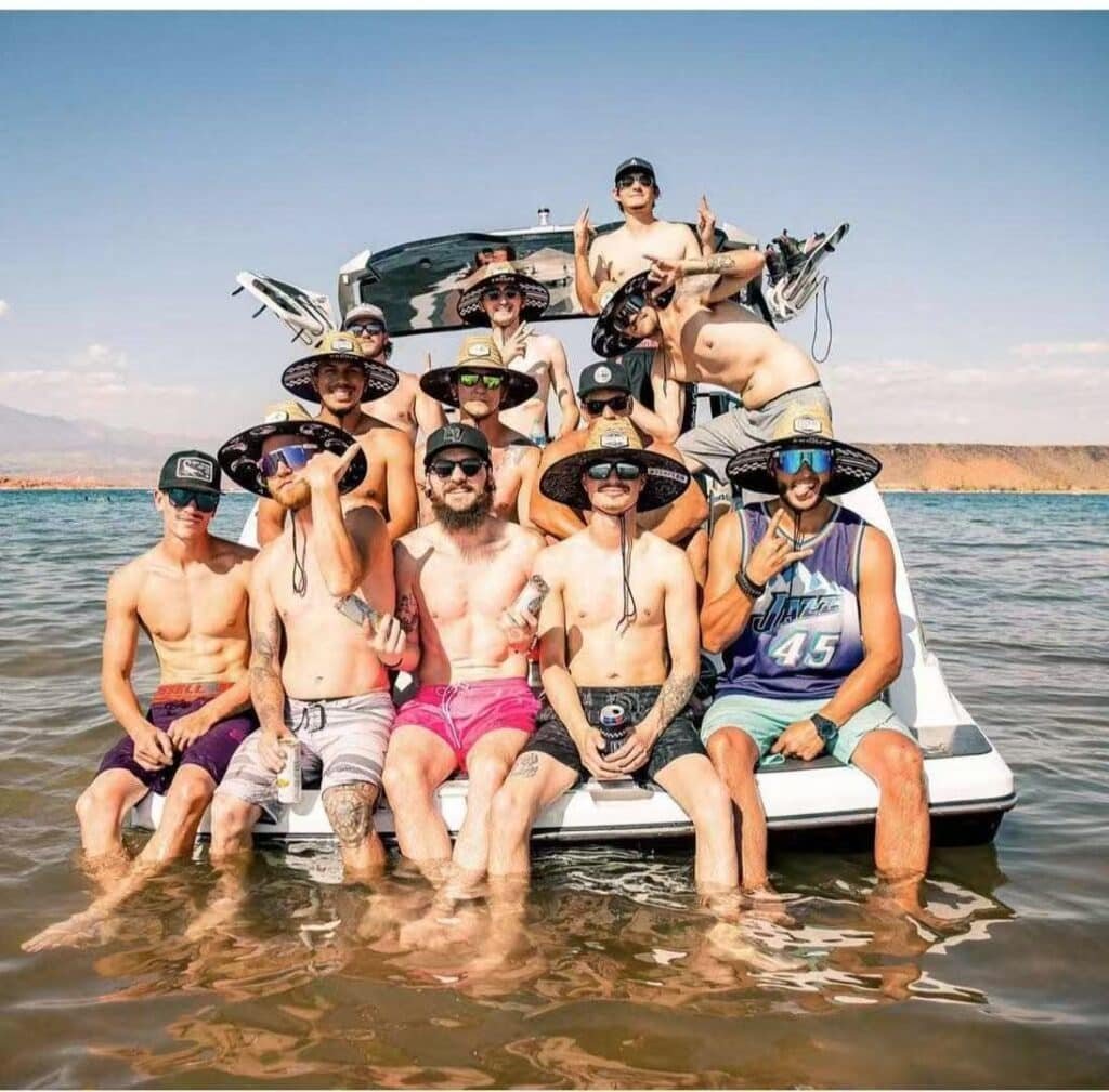 custom hats for teams