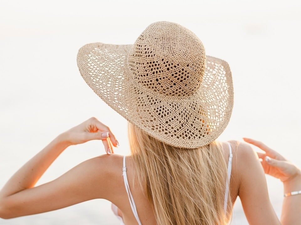 woman, dress, hat, back, girl, beautiful, model, coast, holiday, tourism, trip, wicker hat, fashion, clothes, white dress, attractive, nature, youth, portrait, hair, beach